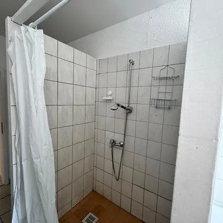 4 Bett Appartement *