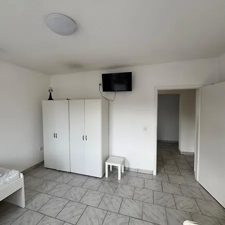 4 Bett Appartement *